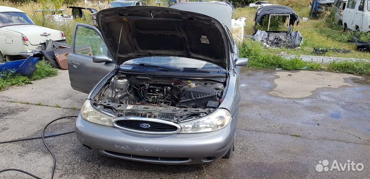 Ford Contour 1999г Крыша Капот Пороги