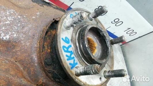 Ступица передняя левая KIA sorento 2 (KKR06K901)