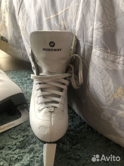 Коньки фигурные 