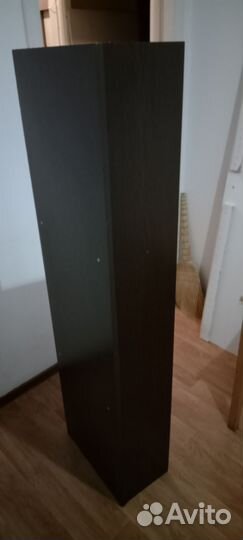 Часть мебельной композиции