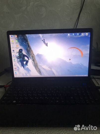 Ноутбук Samsung