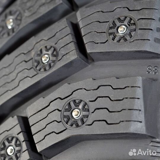 Michelin X-Ice North 4 215/65 R17 103T