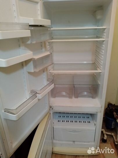Холодильник на запчасти