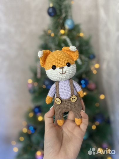 Вязаная игрушка Лисенок