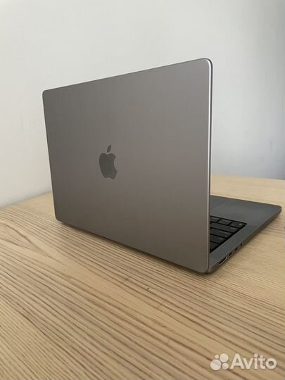 Macbook Pro 14 2021 m1 Pro 16gb 1tb