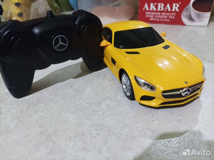 Машинка на радиоуправлении Mercedes AMG gtr