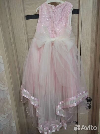 Нарядное платье для девочки