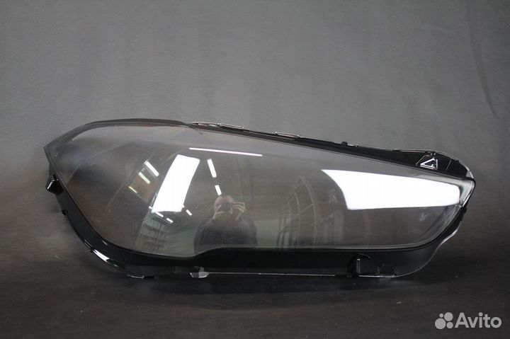 Cтекла фар BMW X1 F48 c 2019 г.в. левое/правое