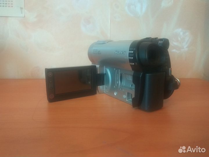 Камера Sony DCR-dvd610e в идеальном состоянии