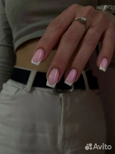 Модель на маникюр наращивание