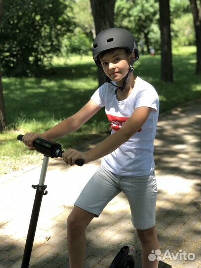 Продаю детский шлем р-р 55-58