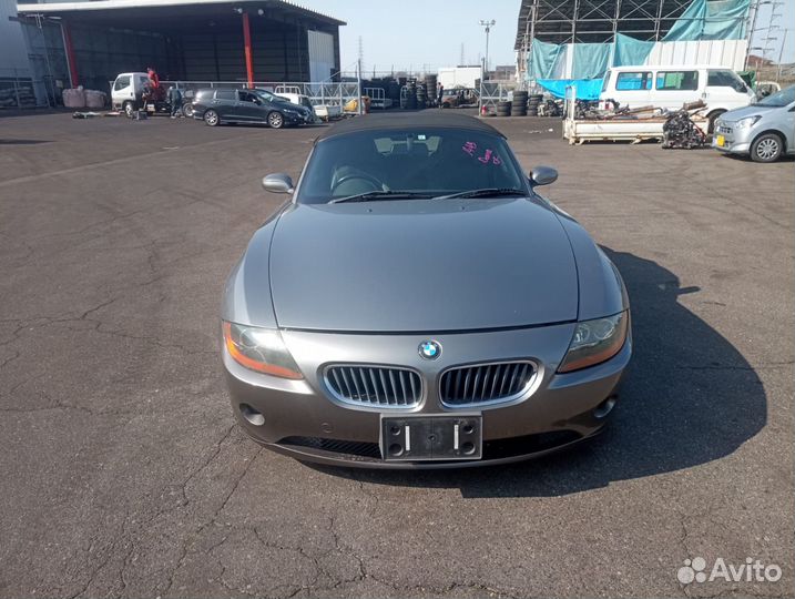 В разбор из Японии Bmw Z4 E85 M54B25 2.5 2003