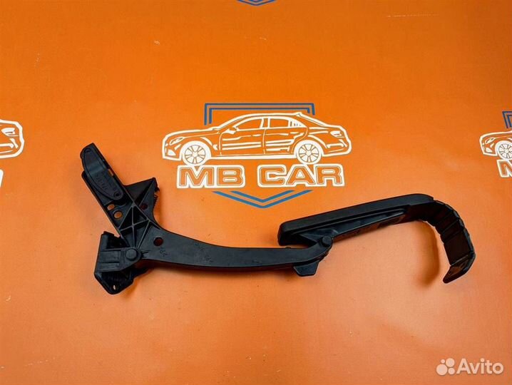 Педаль газа w210 E-class 602.982 05.1999