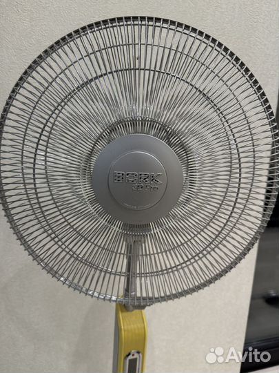 Вентилятор напольный bork