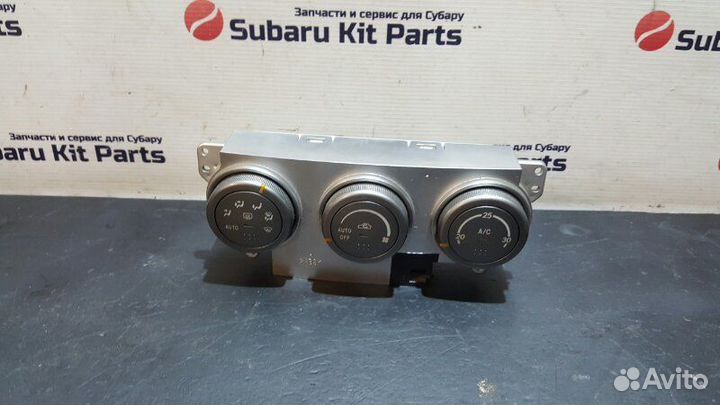 Блок управления климат-контролем Subaru Impreza
