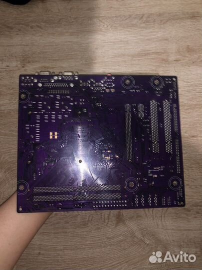 Материнская плата с процессором