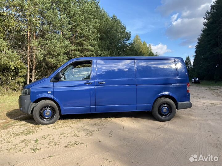 Volkswagen Transporter 2.0 МТ, 2011, 289 000 км