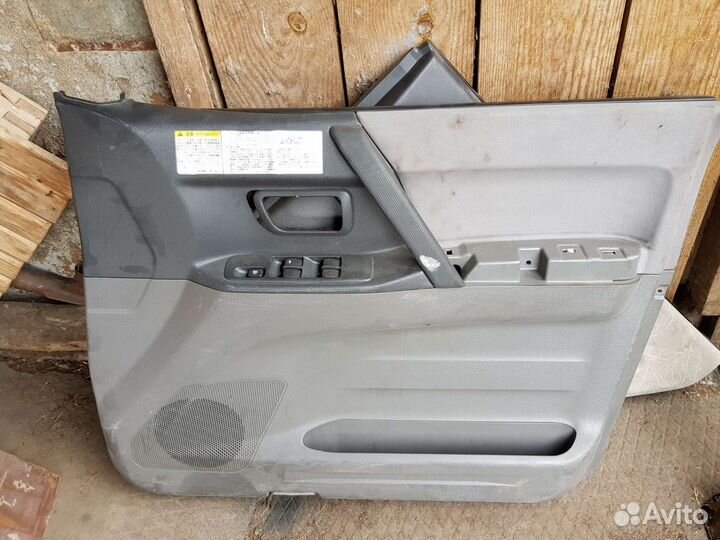 Дверь на мицубиси Паджеро