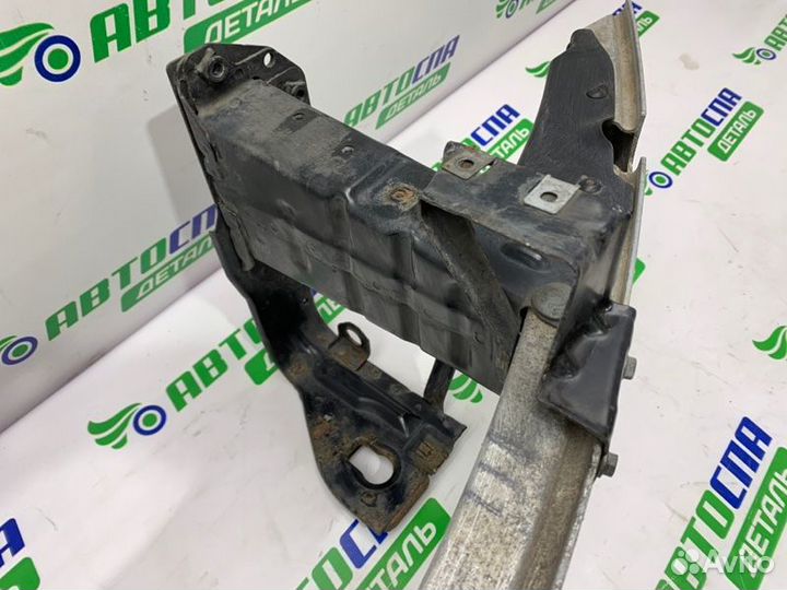 Усилитель бампера передний Mercedes Benz Clk купе