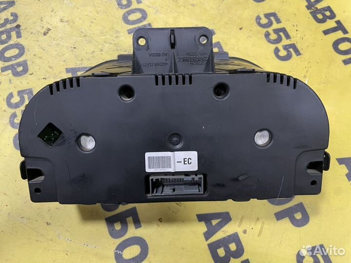 Панель приборов Ford Fusion