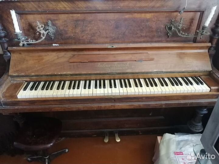Продаётся пианино