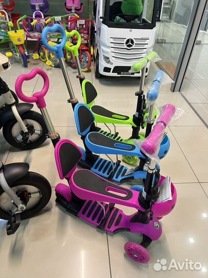 Самокат - беговел с ручкой 3 в 1