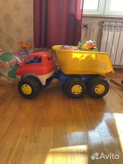 Детская машинка каталка