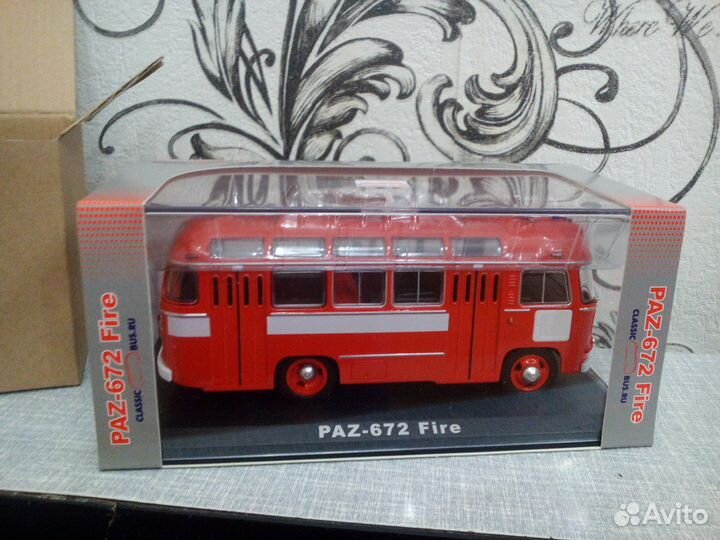 Модель 1:43 паз 672 из к/ф 
