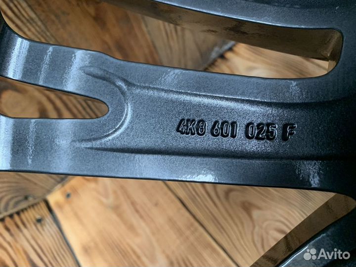 R20 Michelin Alpin 5 255/40, PCD 5x112 DIA 66.6