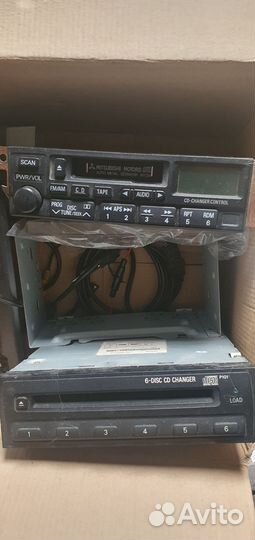Кассетная магнитола с CD changer