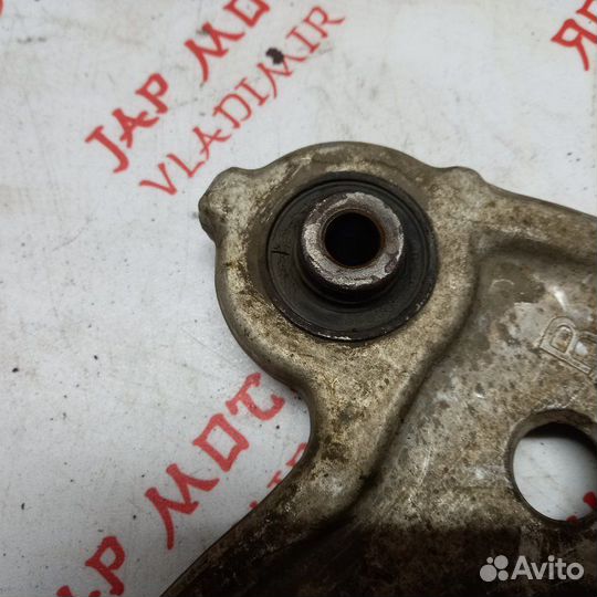 Рычаг подвески нижний передний правый Nissan