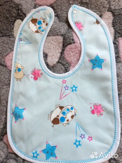 Нагрудник, слюнявчик