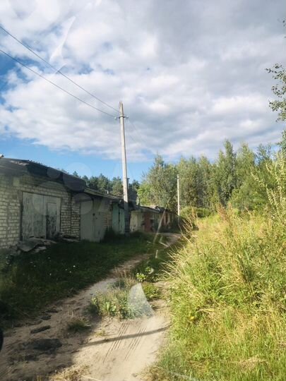 Гараж, > 30 м²