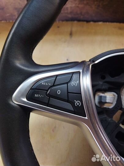 Руль Renault Arkana кожа обогрев кнопки 484001484R