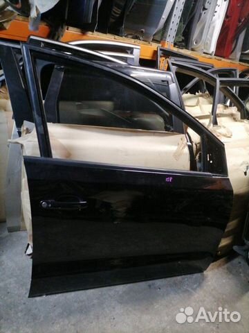 Дверь передняя правая Volkswagen Polo Хэтчбэк 6R