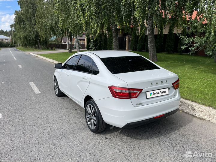 LADA Vesta 1.8 AMT, 2017, 111 142 км