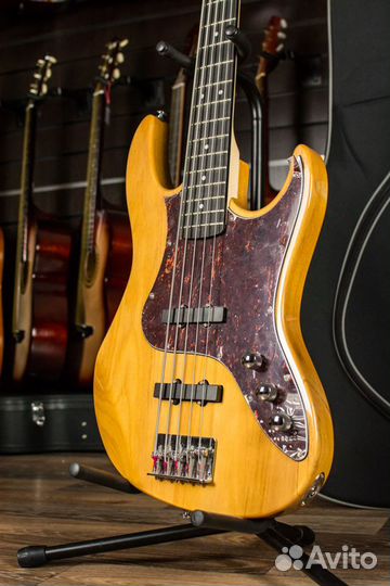 Бас Гитара 5 струн Clevan + Аксессуары