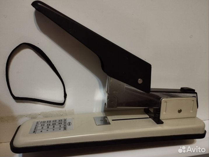 Степлер брошюровочный архивный