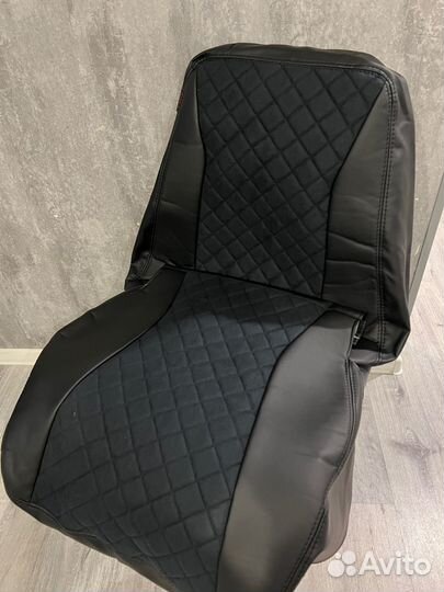 Кожанные чехлы на приору с алькантарой