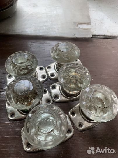 Дверные ручки 200р