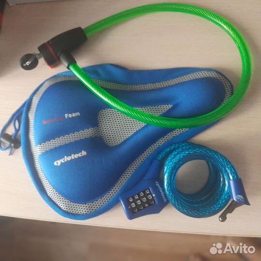 Замок противоугонный,подушка(чехол)насиденье