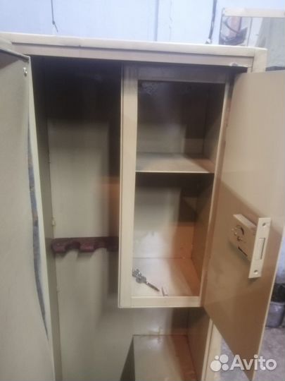 Продам сейф