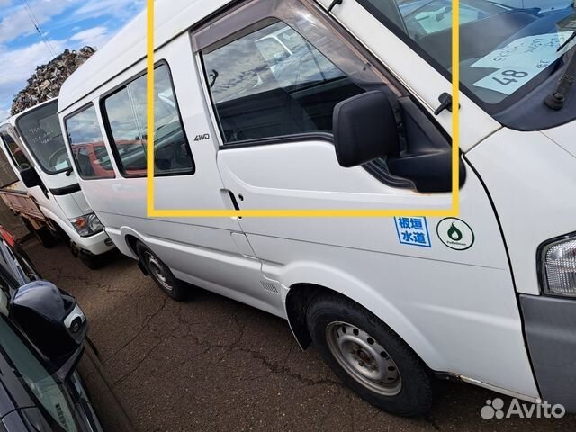 Стекло боковое Mazda Bongo Nissan Vanette SK