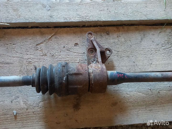 Привод полуось Honda B20A2