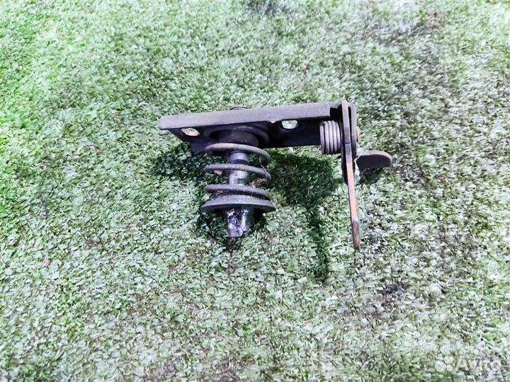 Фиксатор капота Chevrolet Spark M200 2006