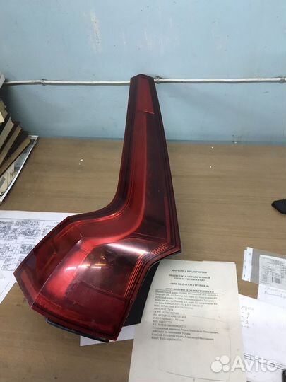 Volvo V90 Cross Country 2017- задний левый фонарь