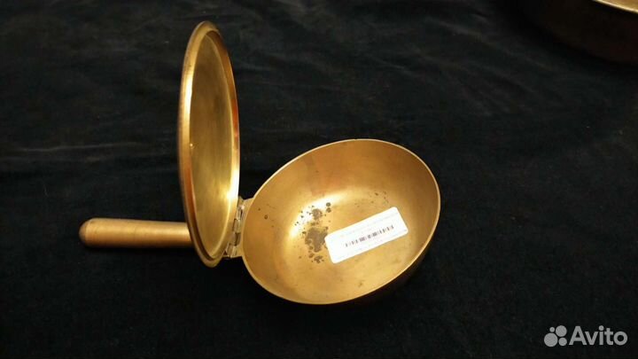 Батлер. Голландия. (Пепельница, старинная ёмкость)