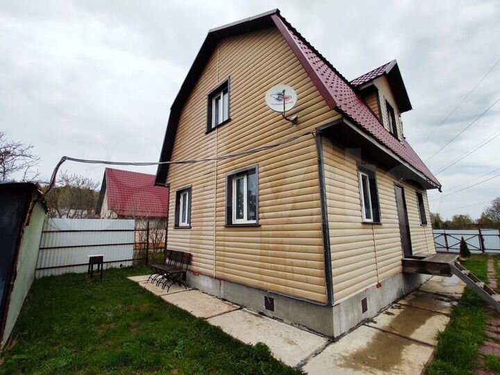 Дом 80 м² на участке 7 сот.