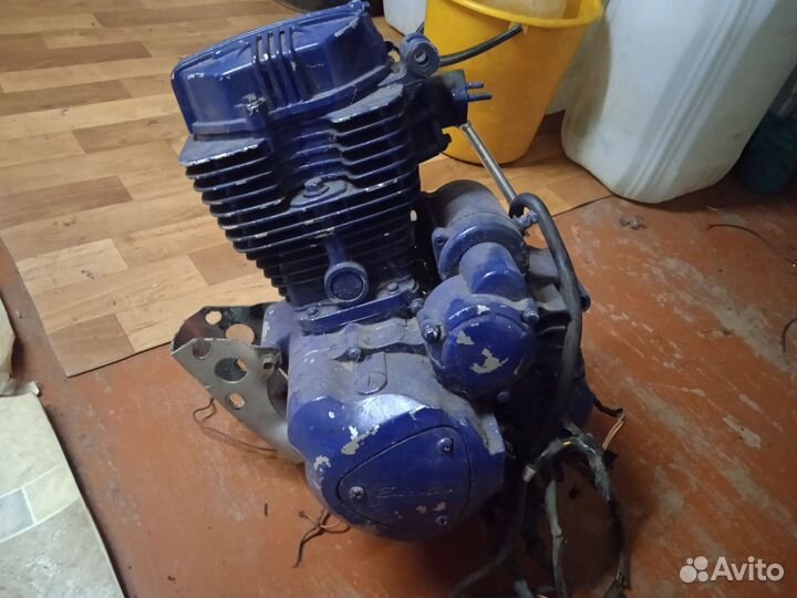 Двигатель мотоцикла.модель LX162FMJ 150кубов