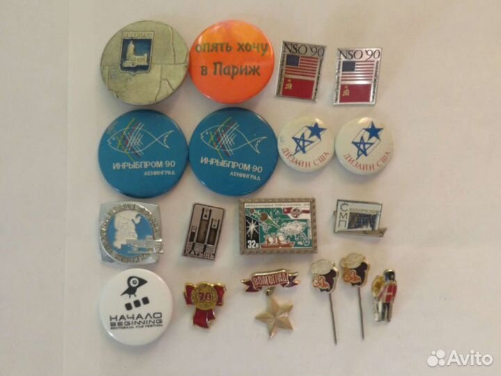 Значки и жетоны